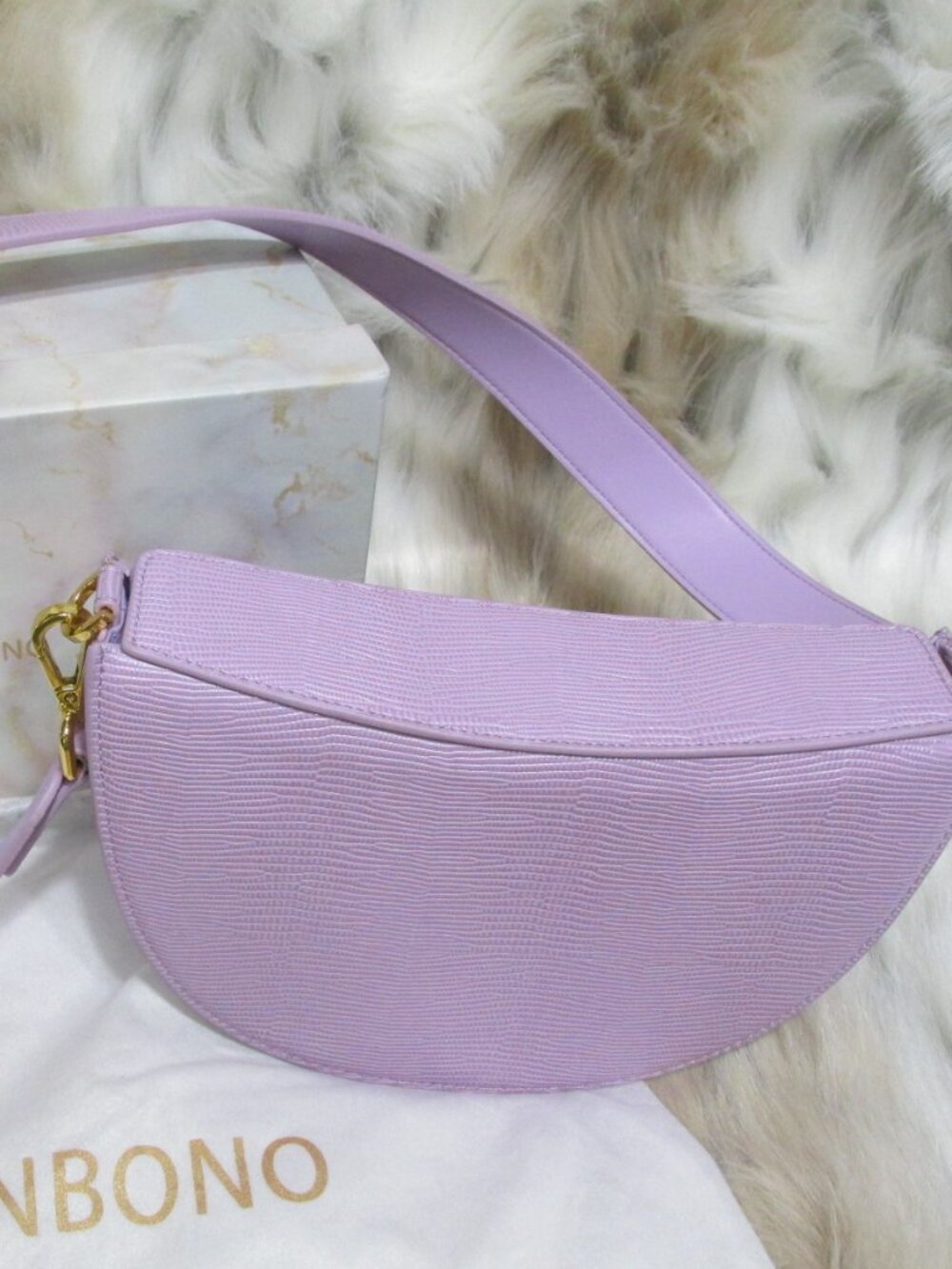 P3192-NIB Kace Sinbono Lavender Lizard Half Moon Crossbody